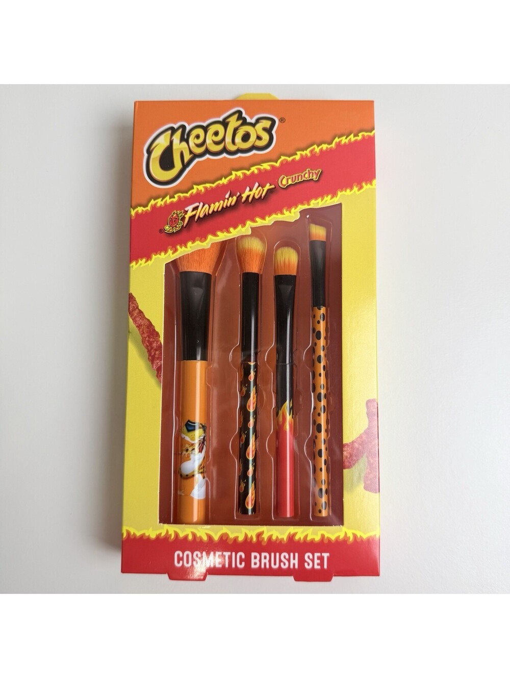 Cheetos Flamin’ Hot Crunchy Cosmetic Makeup Brush Set 4 Pc New Gift Beauty Kit